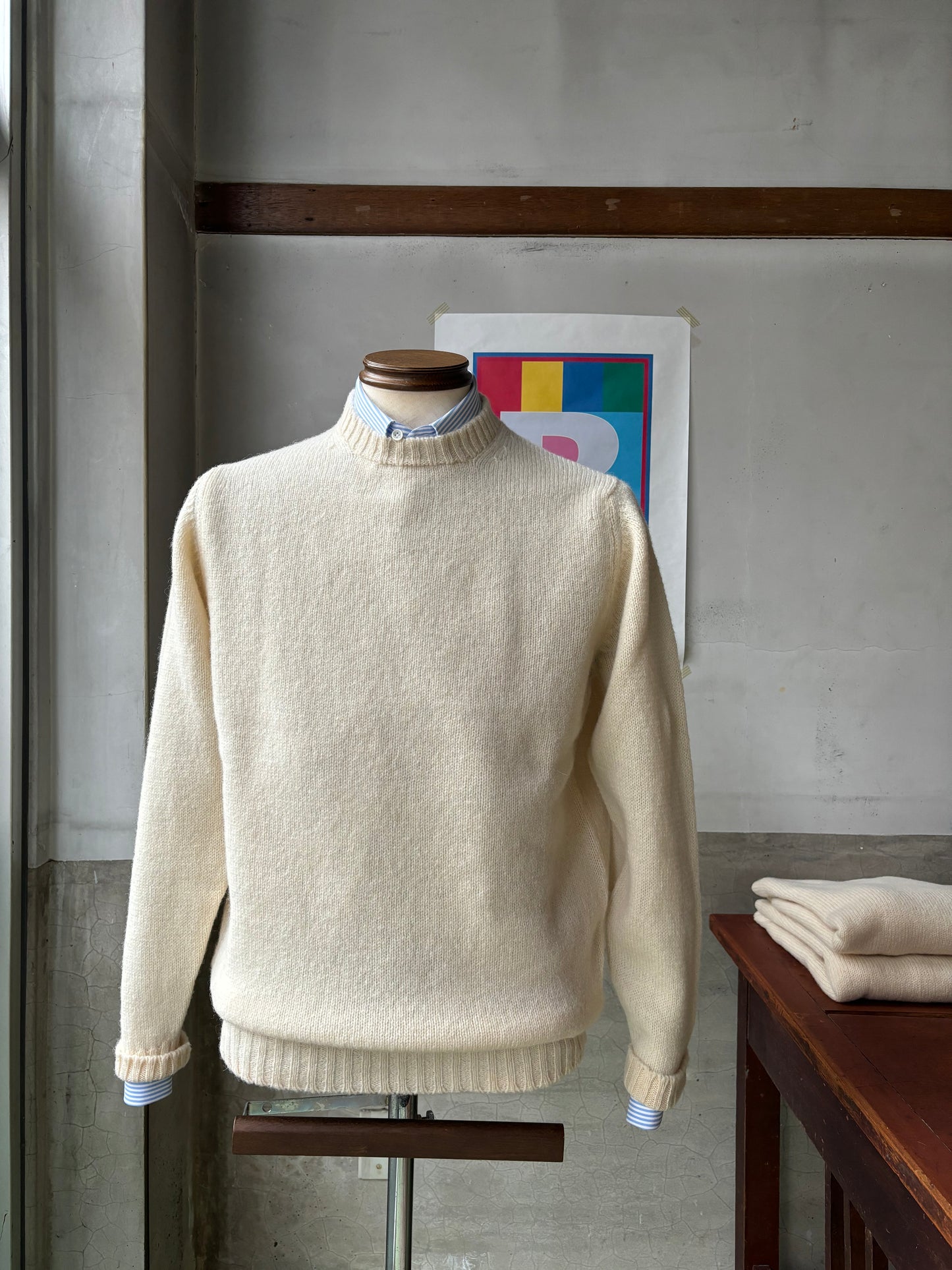William Lockie Supersoft Lambswool Crew / Cream
