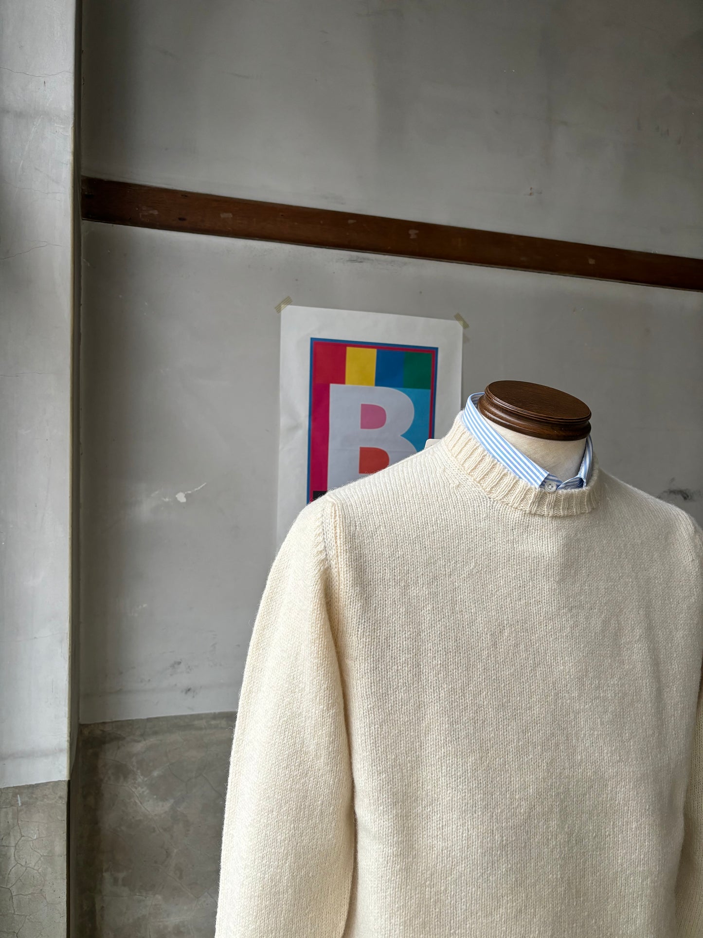 William Lockie Supersoft Lambswool Crew / Cream