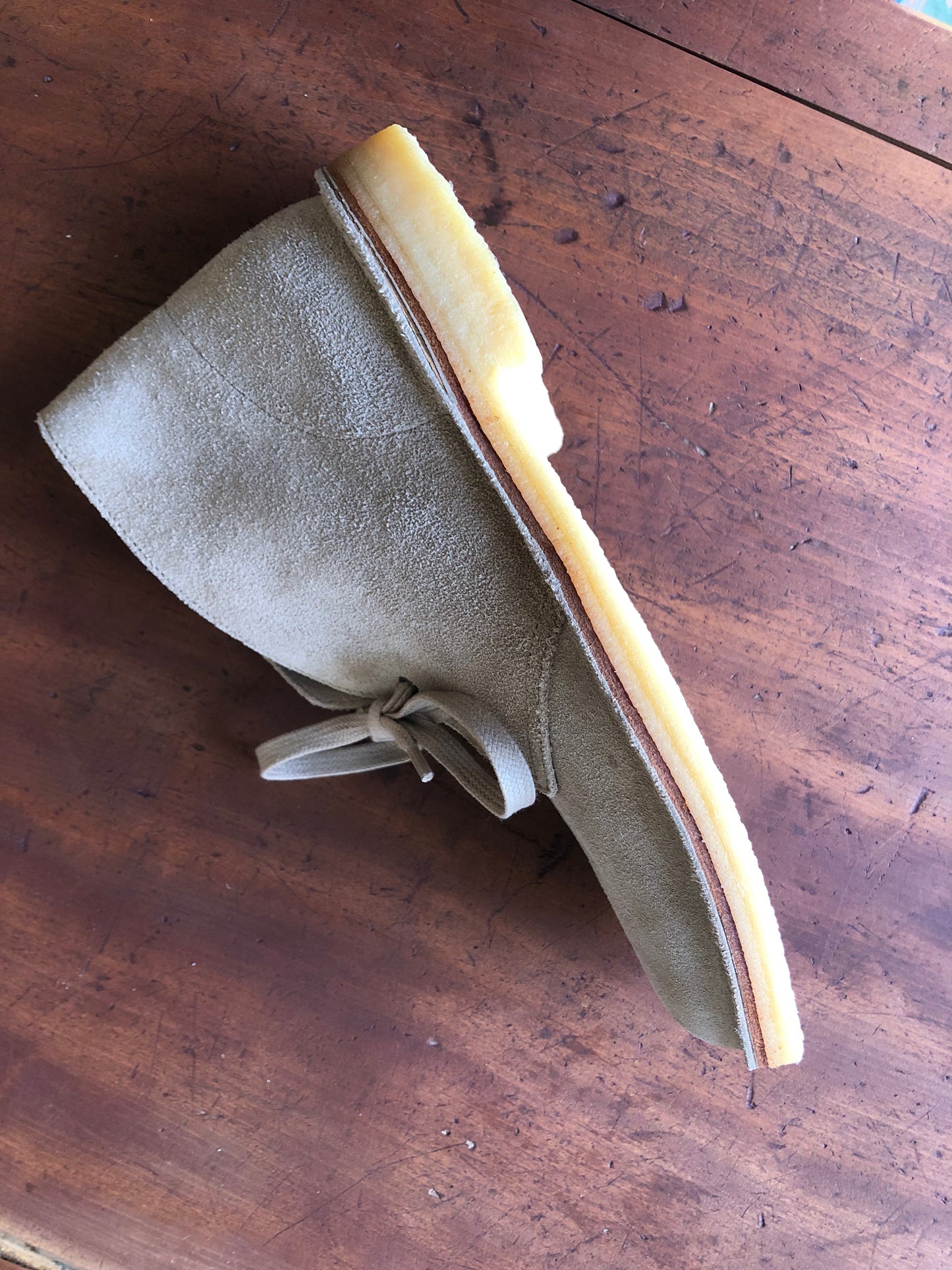 NPS 2 eyelet desert chukka / beige / size 6・1/2