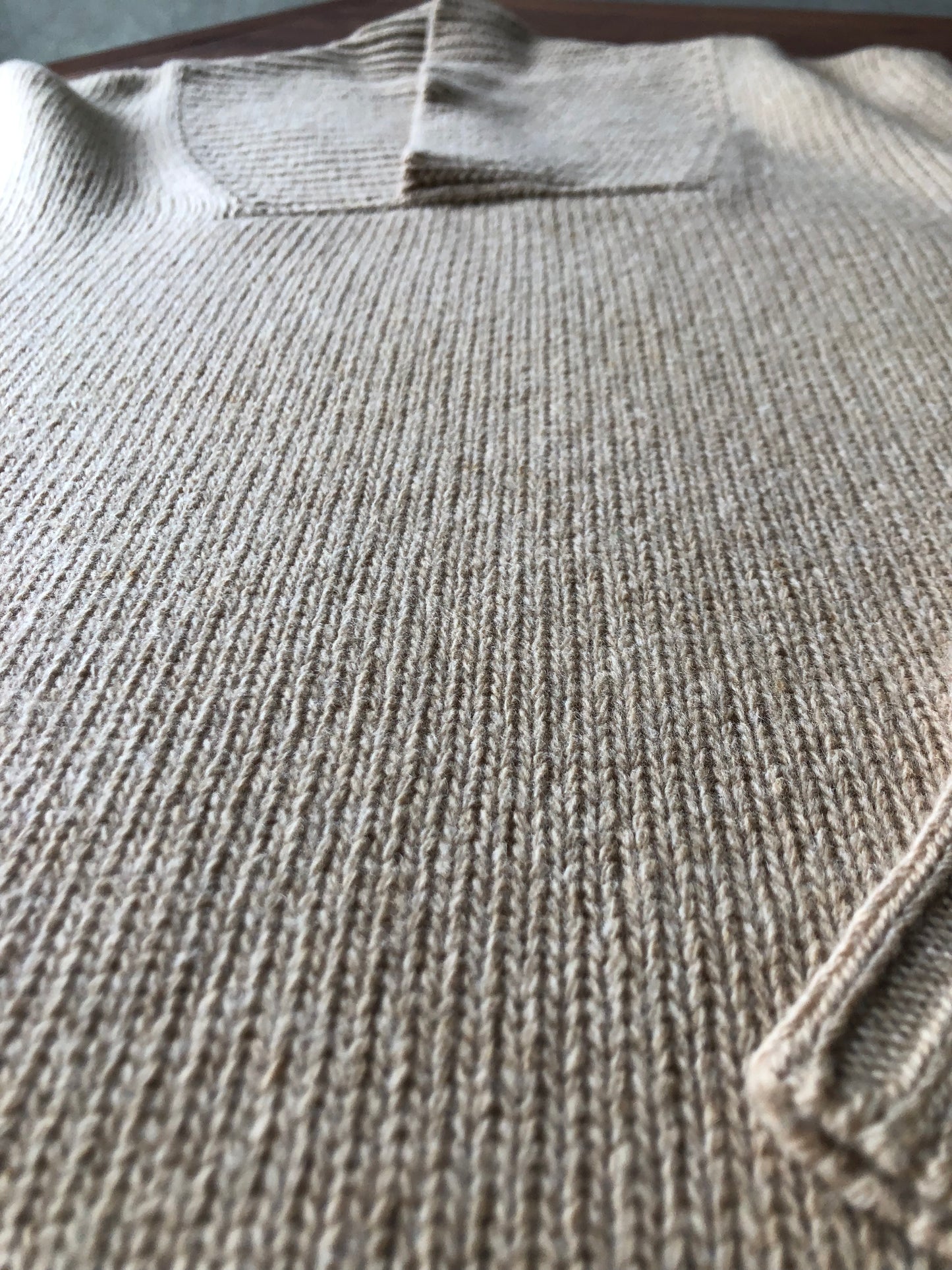 Attolini geelong lambs wool chawl col.jumper