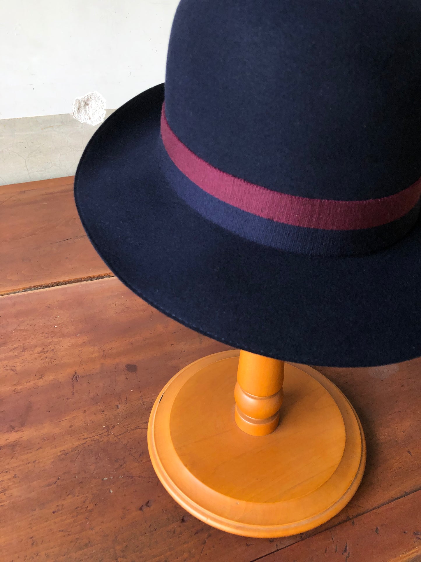 Lock rollable felt hat for lady