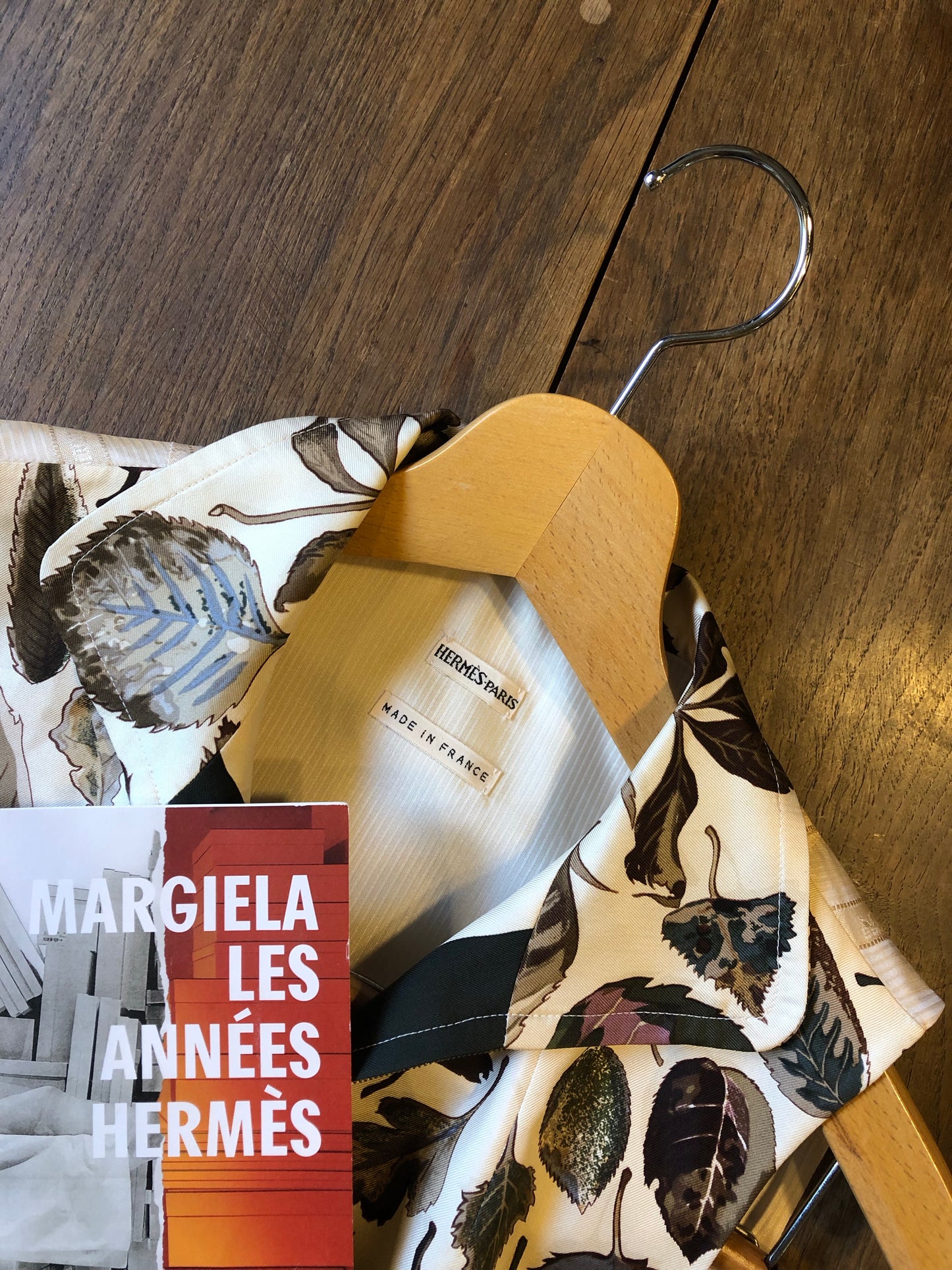 Hermès silk no sleeve jacket for lady