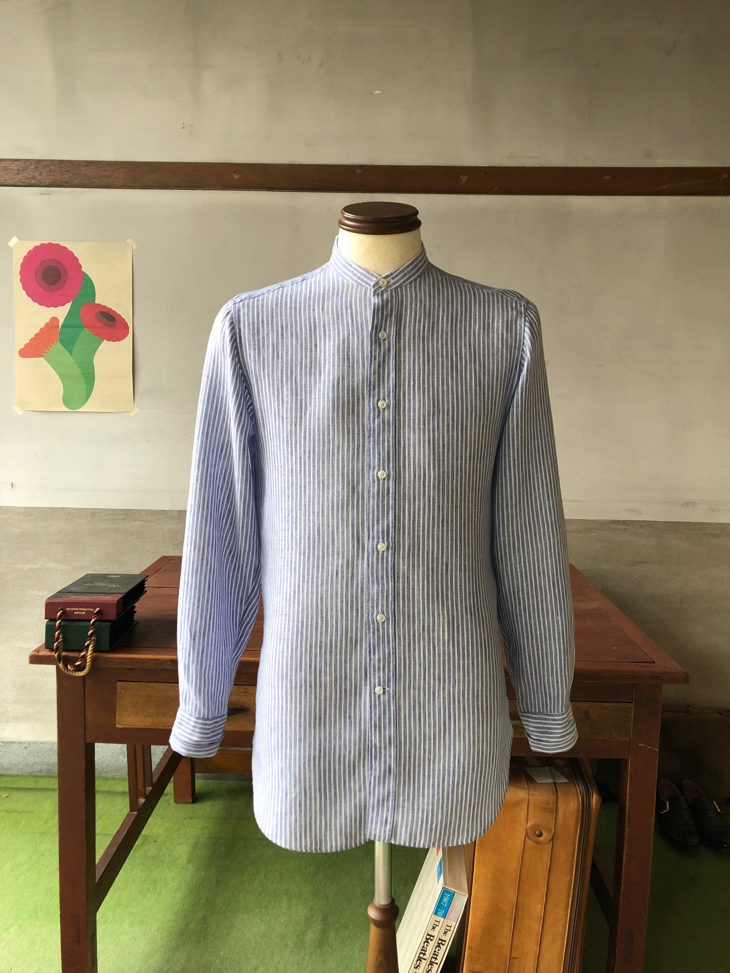 LES LESTON linen collar-less shirt