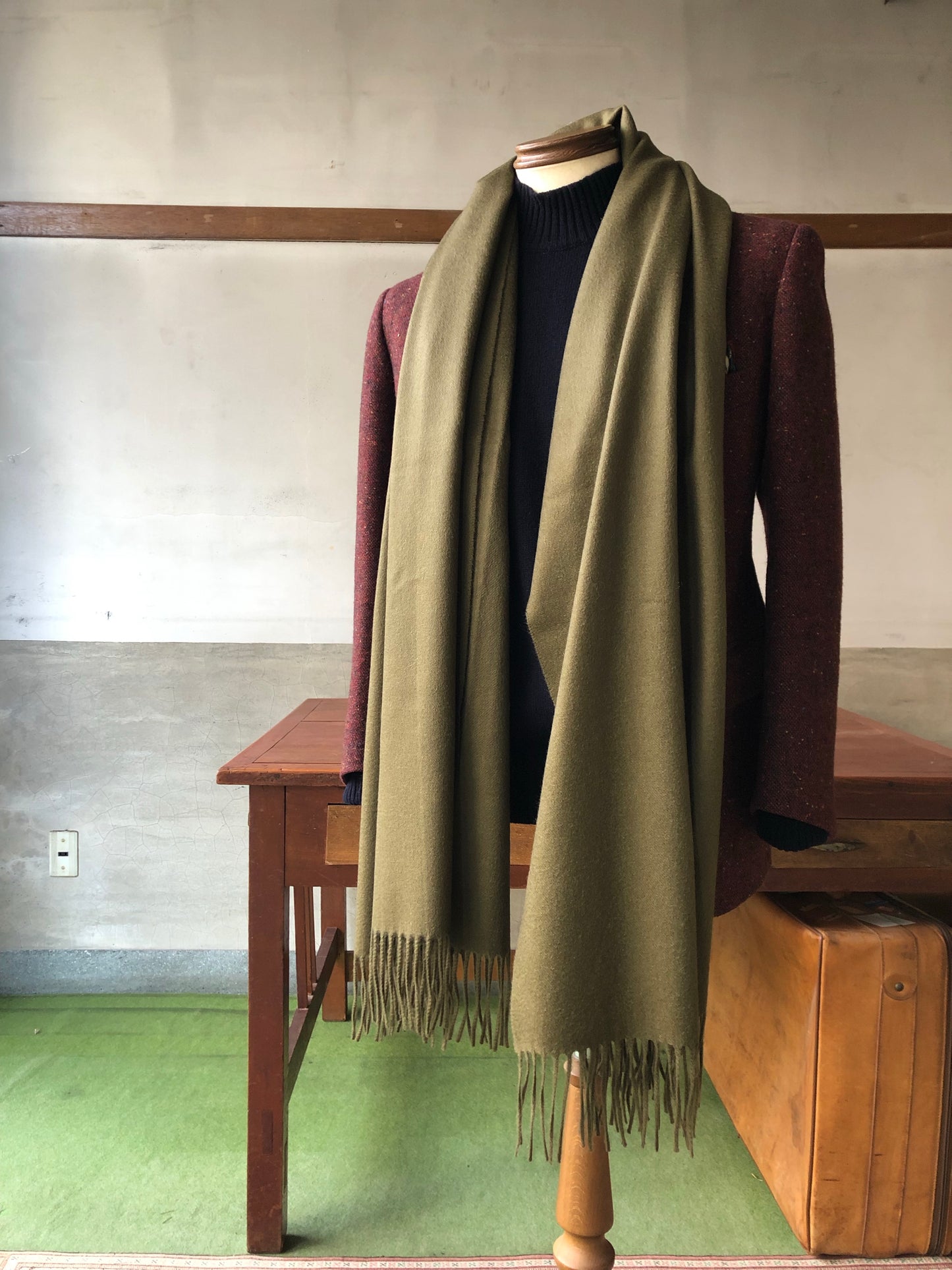 Johnstons heavy cashmere big scarf