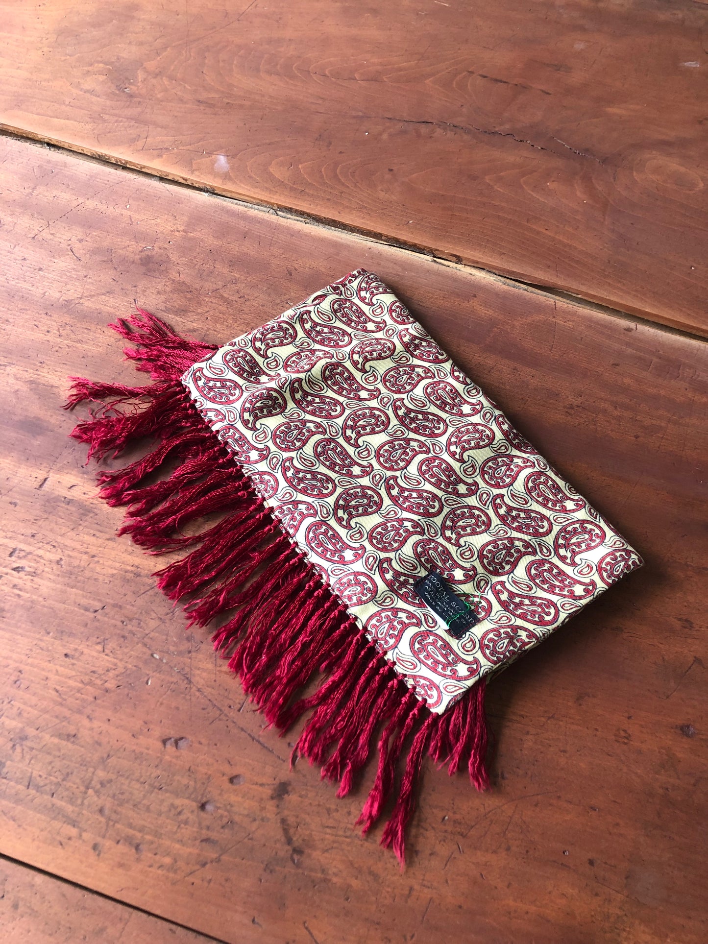 TOOTAL 60s rayon paisley scarf with fringes