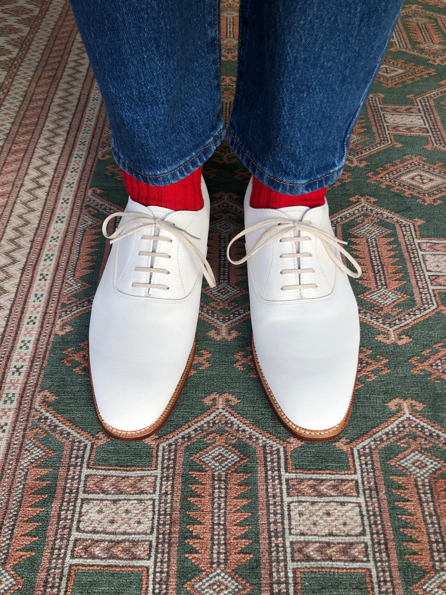Alfred Sergent white bucks plain-toe