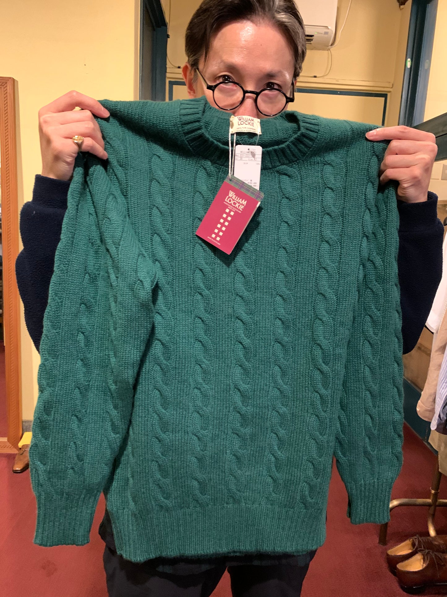 William Lockie 4Ply Cashmere Chunky Crew