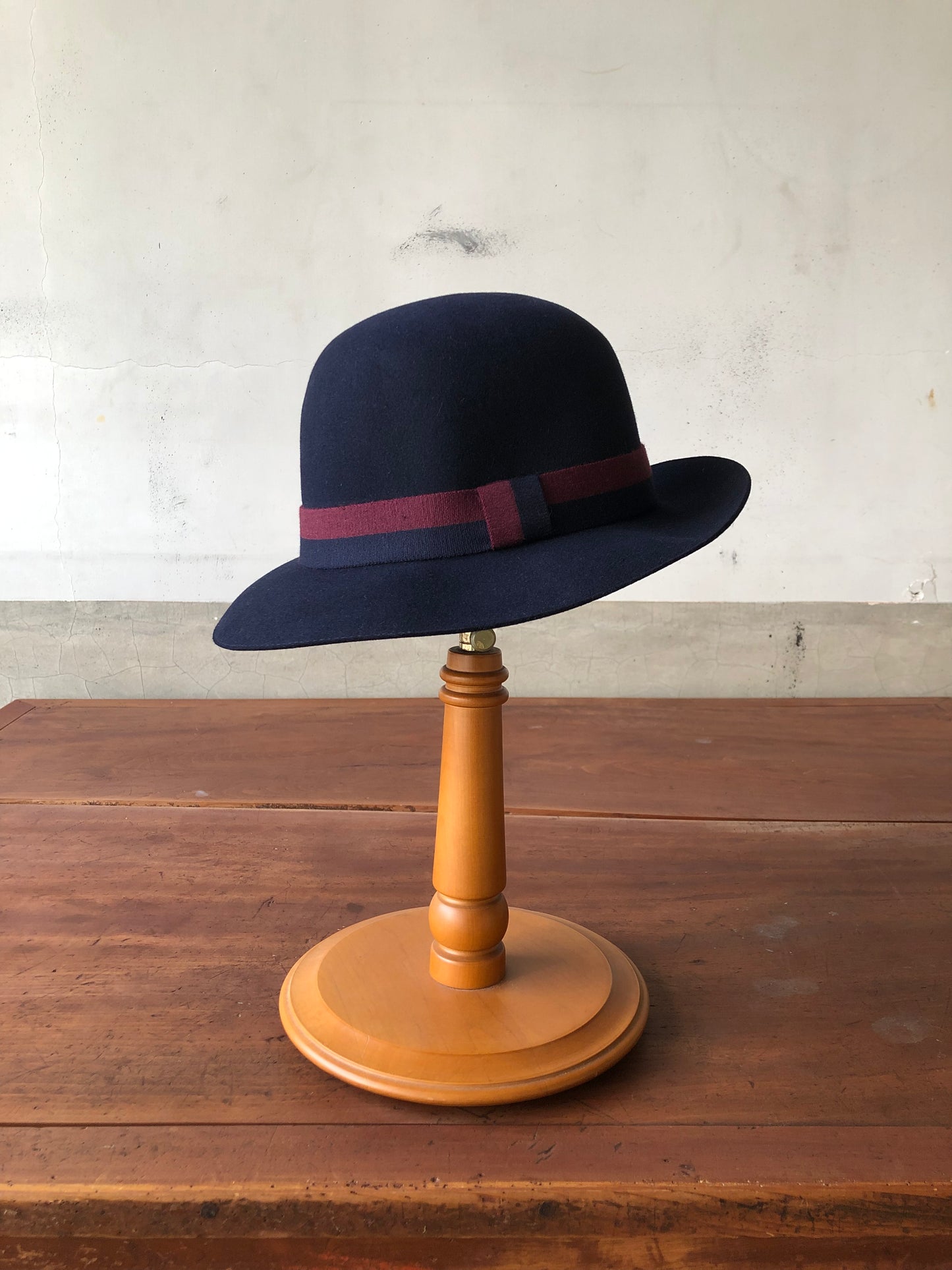 Lock rollable felt hat for lady