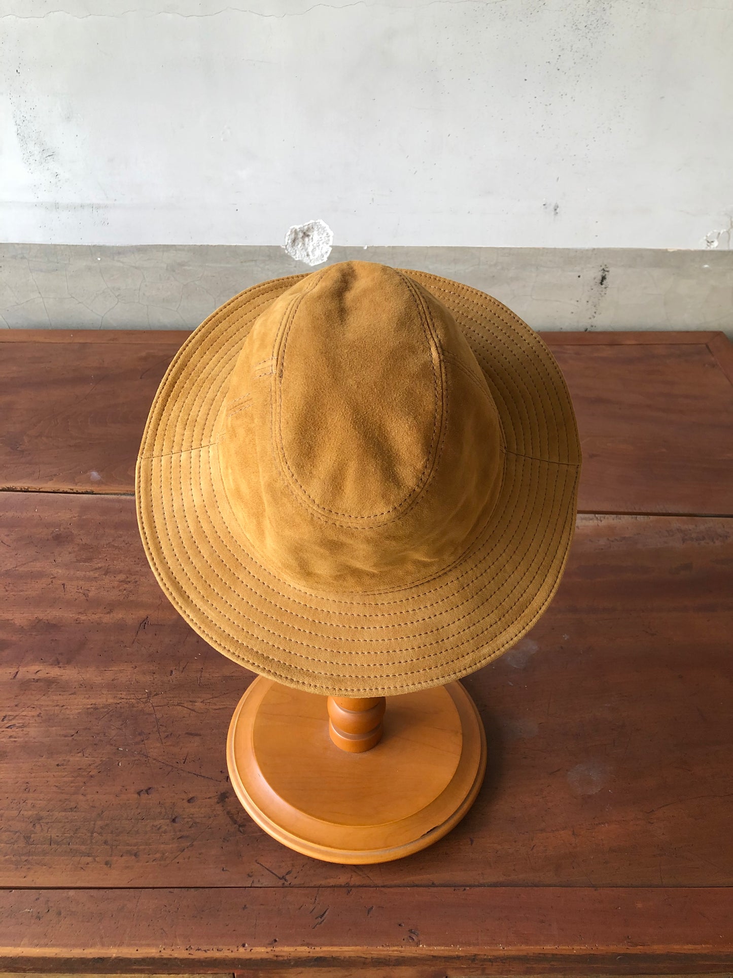 Lock hatters suede sun hat