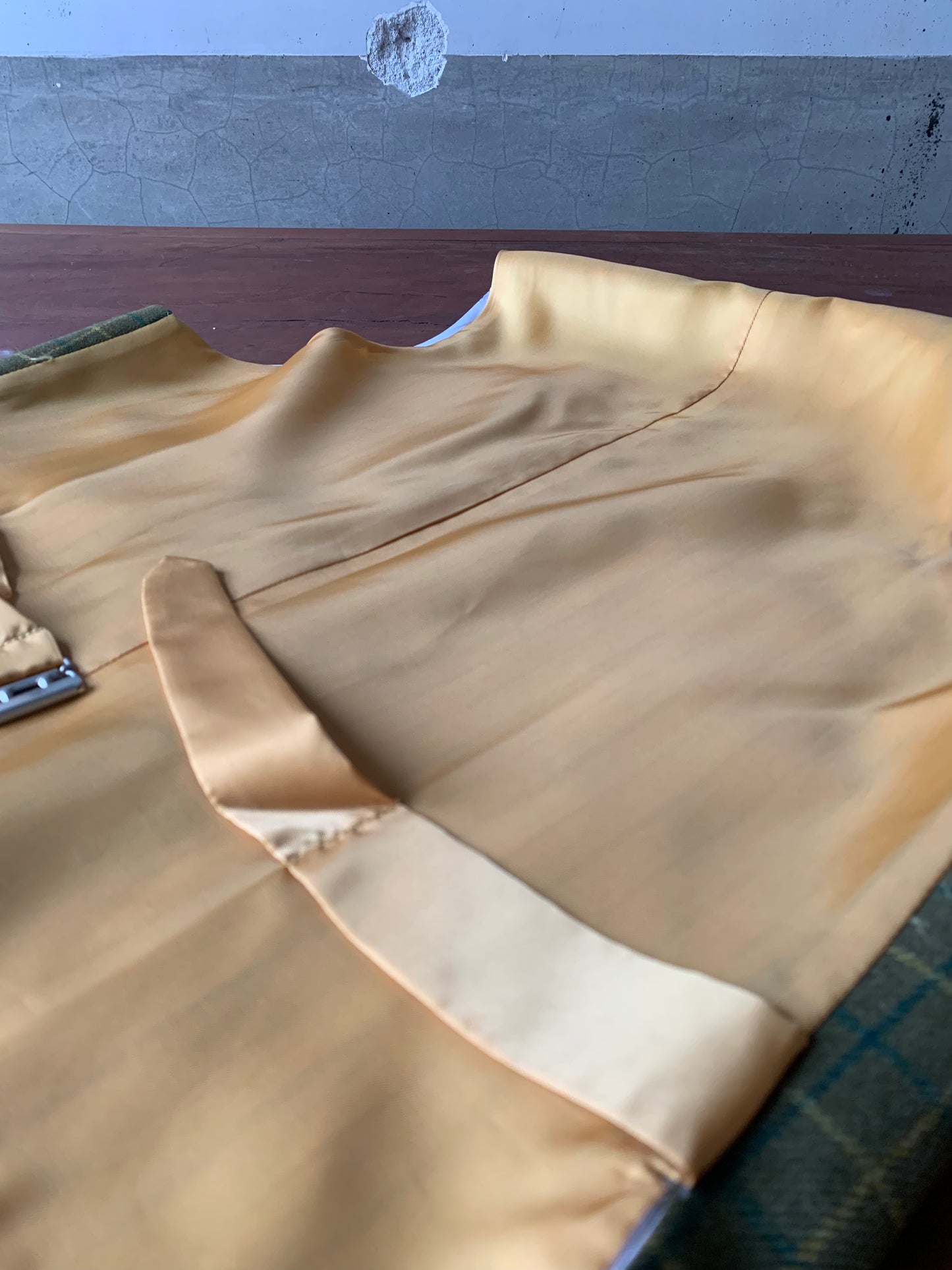 batak tattersall odd vest