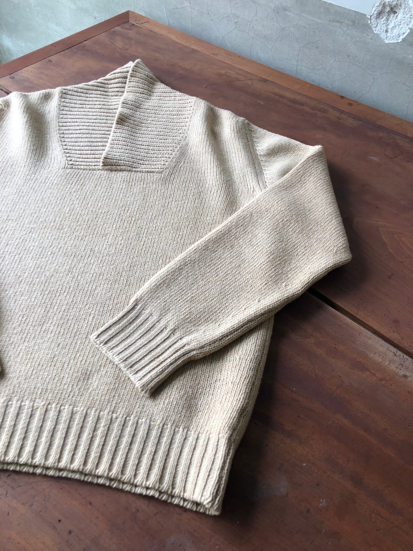 Attolini geelong lambs wool chawl col.jumper