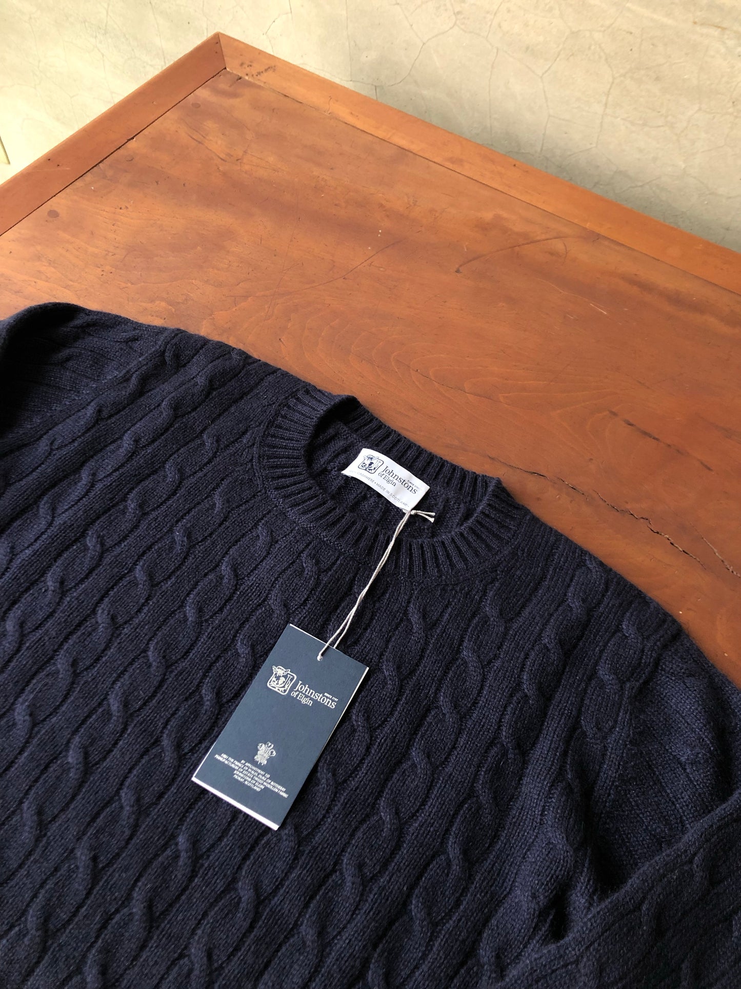 Johnstons 4ply cashmere cable crew