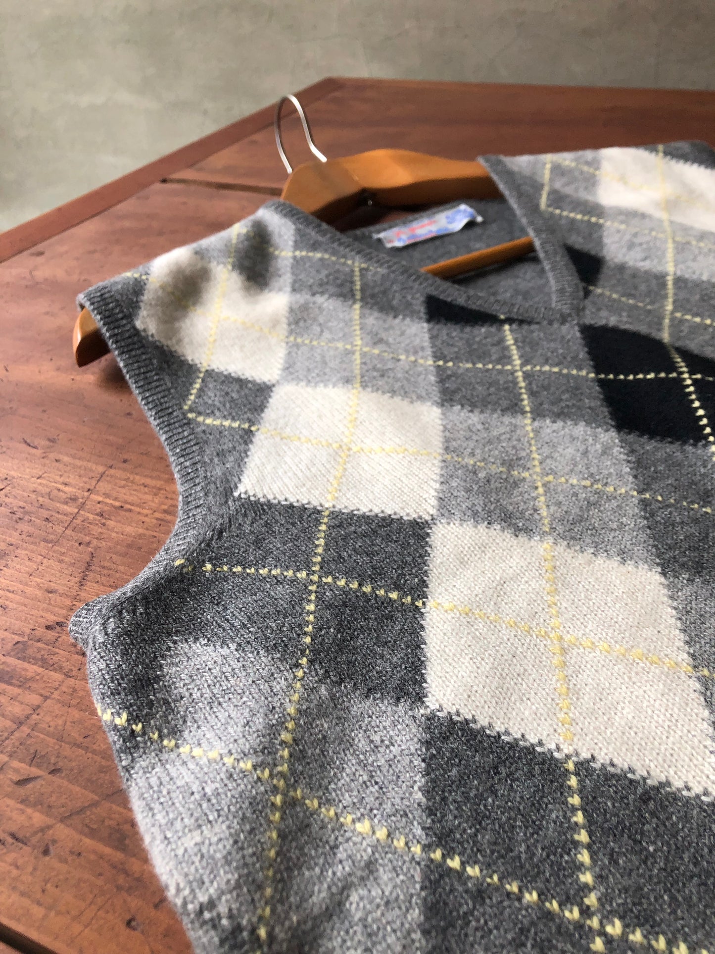 Ballantyne cashmere intarsia vee vest