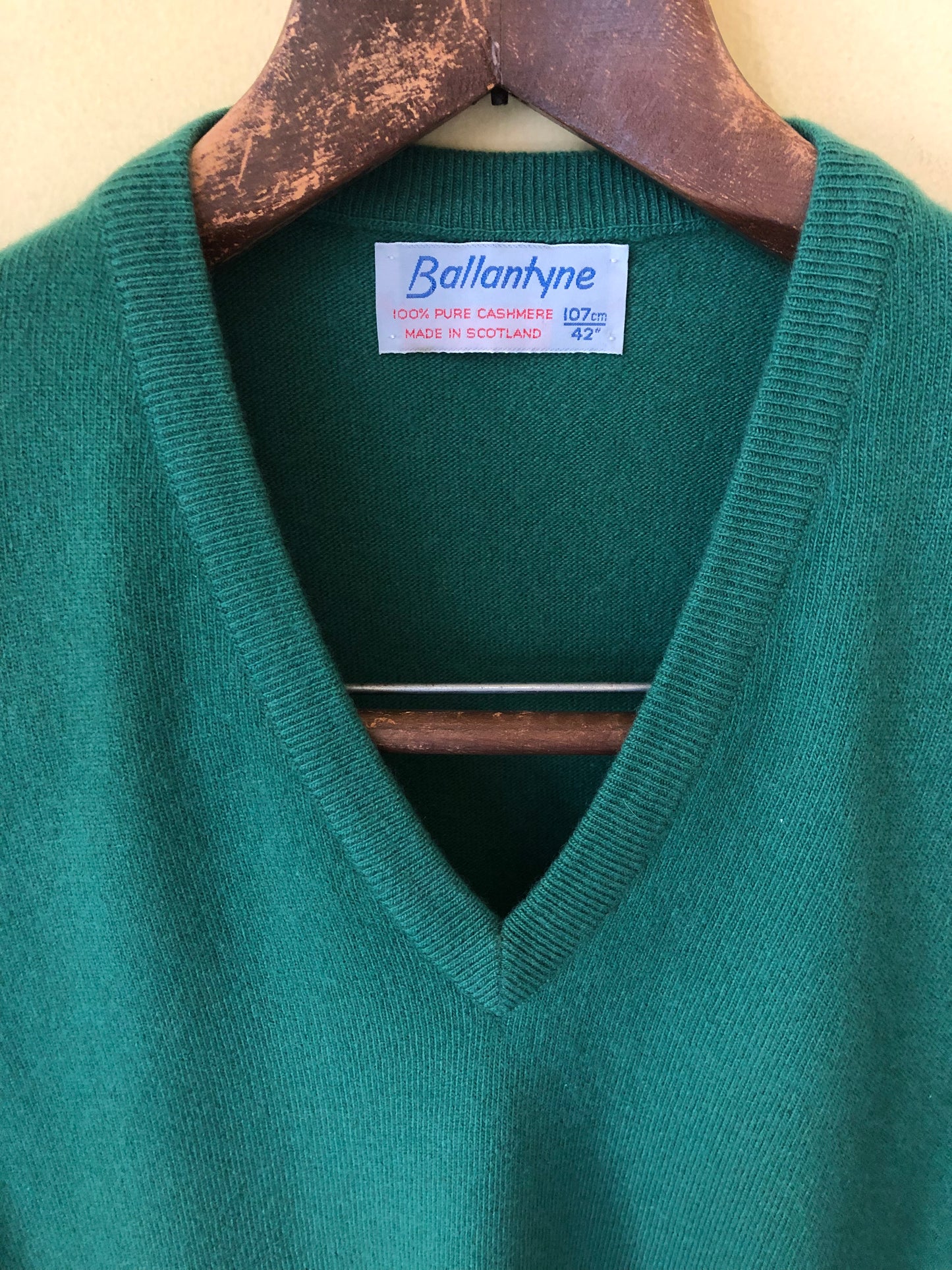 Ballantyne cashmere