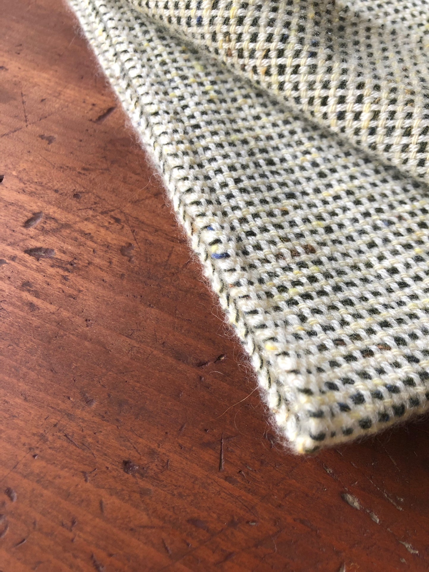 L&L cashmere scarf