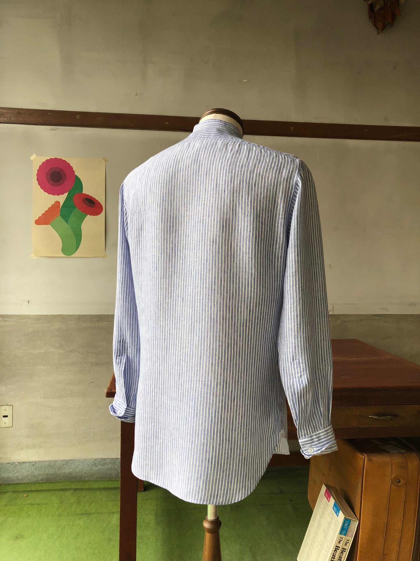 LES LESTON linen collar-less shirt