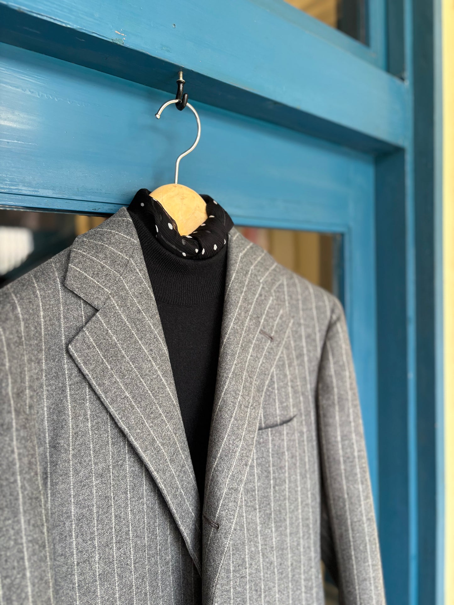 Ballantyne Cashmere Black Mockneck / SMALL